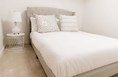 4 Bedroom House in Old Glenmore with In-law Suite